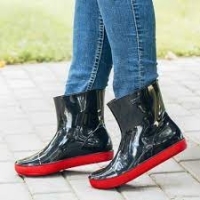 Резиновые сапоги женские